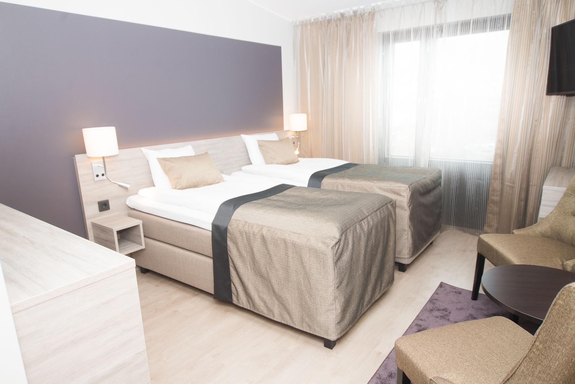 Hotel Pommern มารีฮามน์ ภายนอก รูปภาพ