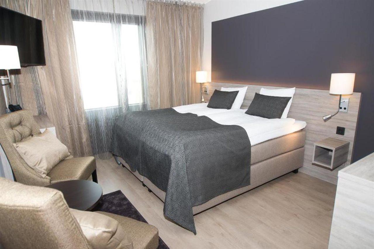 Hotel Pommern มารีฮามน์ ภายนอก รูปภาพ