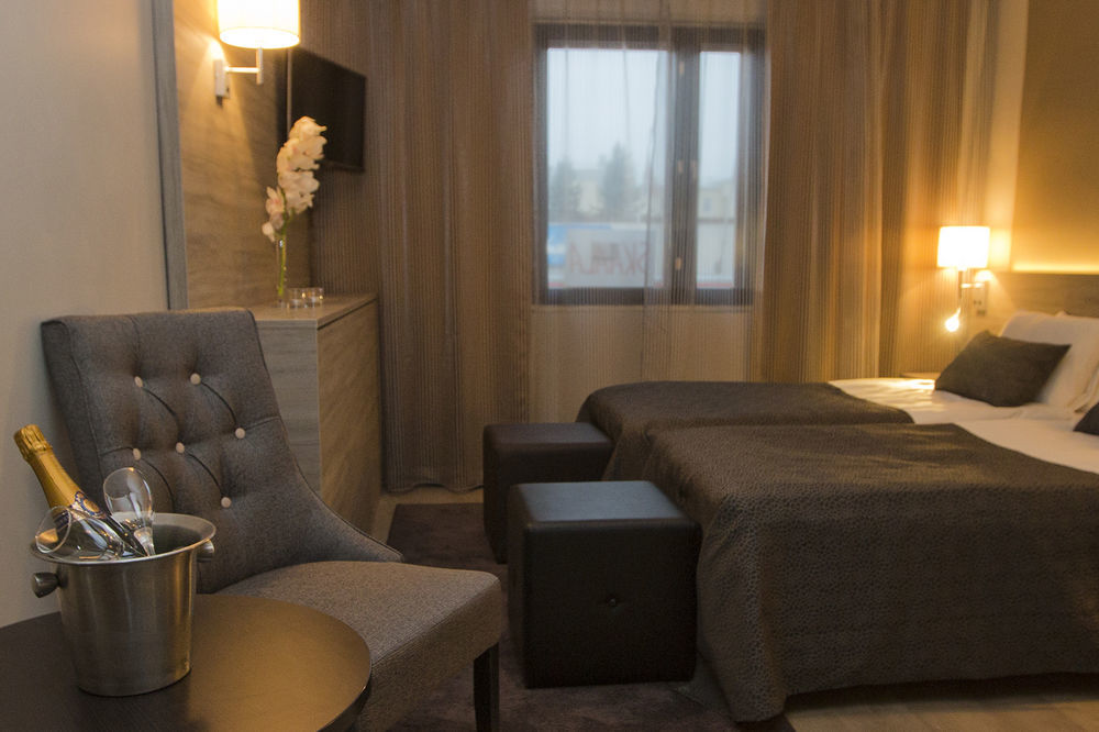 Hotel Pommern มารีฮามน์ ภายนอก รูปภาพ