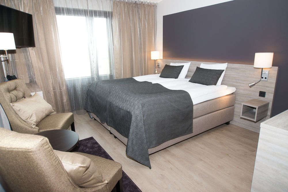 Hotel Pommern มารีฮามน์ ภายนอก รูปภาพ